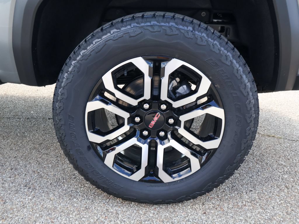 New 2026 GMC Canyon AT4 w/ Technology Plus Package AWD/4WD image 33