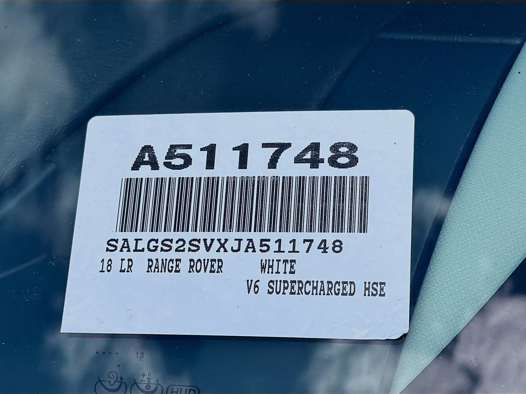 Used 2018 Land Rover Range Rover HSE image 39