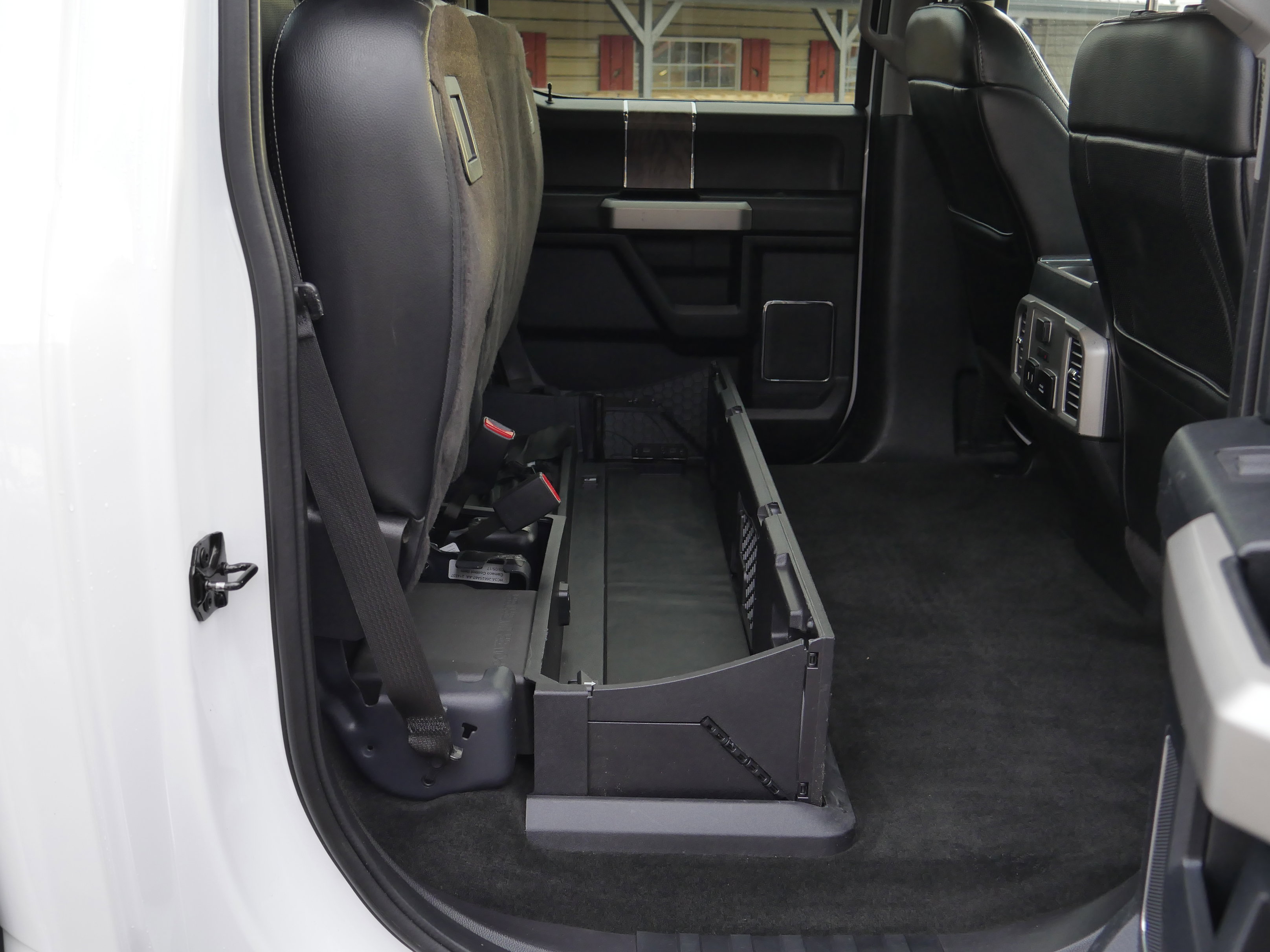 Used 2017 Ford F250 Lariat image 29