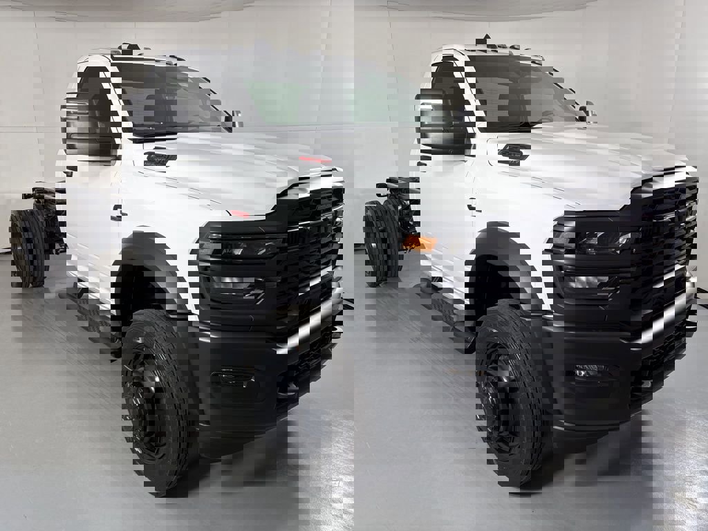 New 2026 RAM 5500 Tradesman image 2