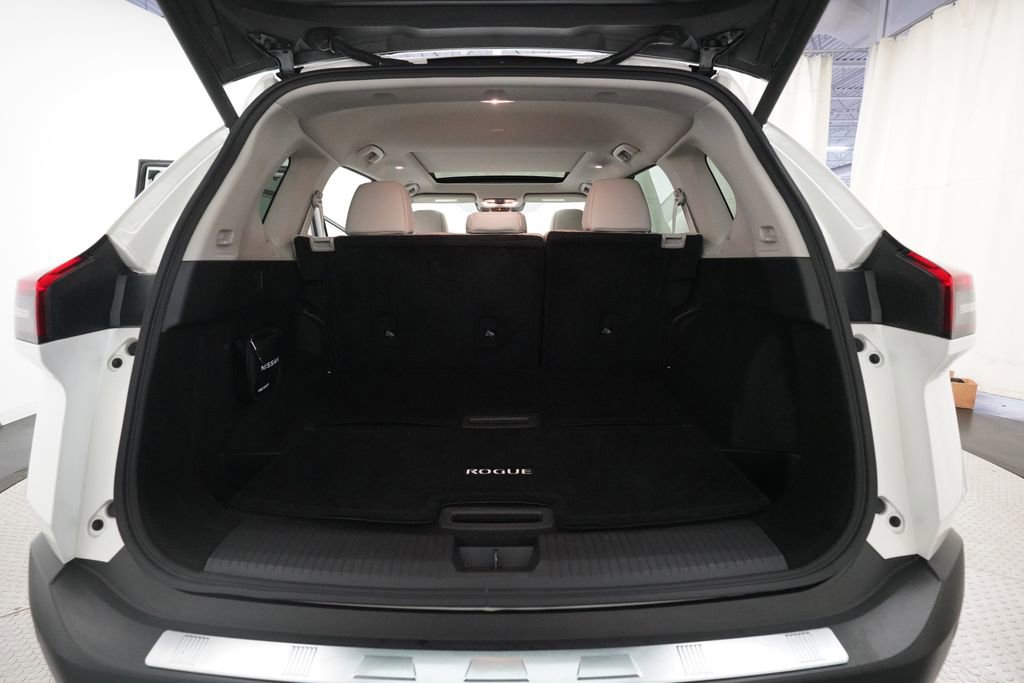 Certified 2023 Nissan Rogue SL w/ SL Premium Package AWD/4WD image 10