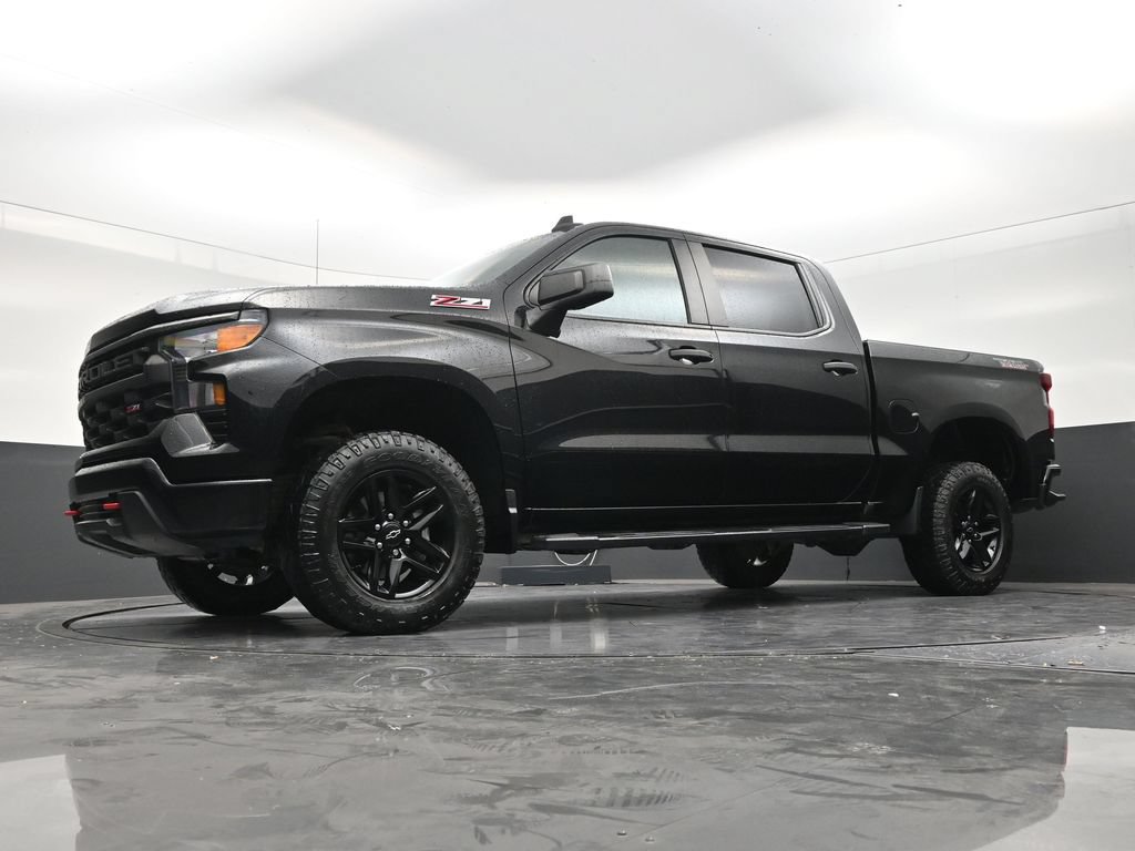 Used 2023 Chevrolet Silverado 1500 Custom Trail Boss AWD/4WD image 23