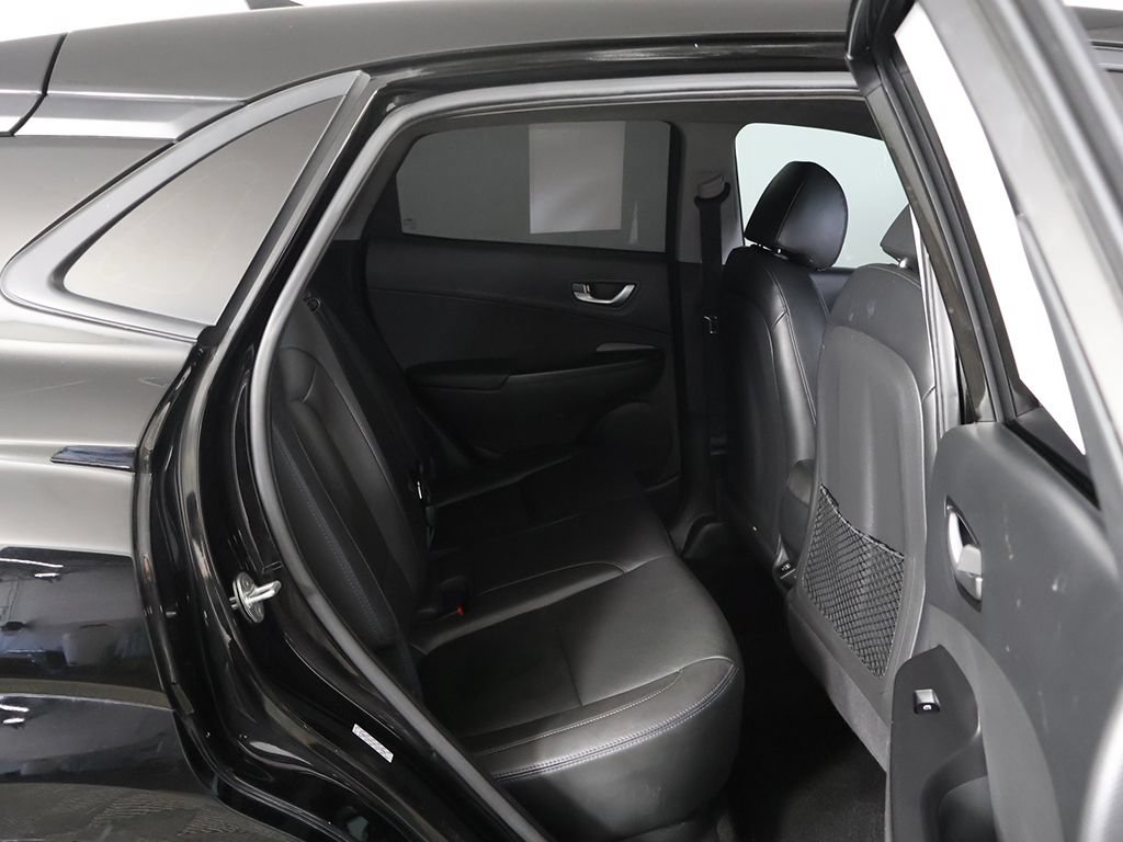 Used 2022 Hyundai Kona Limited w/ Cargo Package FWD image 32