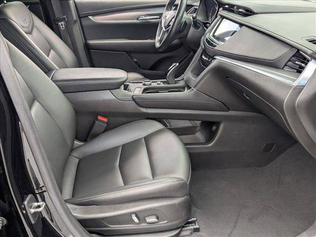 Used 2021 Cadillac XT5 Luxury w/ LPO, Illumination Package FWD image 21