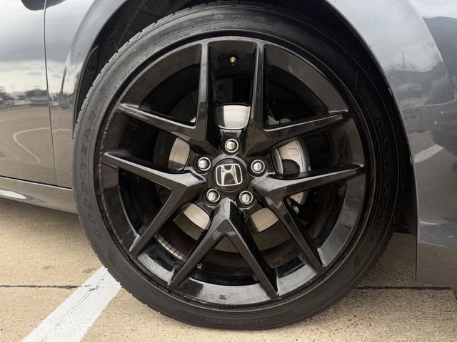 Used 2025 Honda Civic Sport image 10