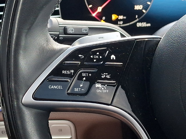Used 2025 Mercedes-Benz GLS 450 4MATIC image 25