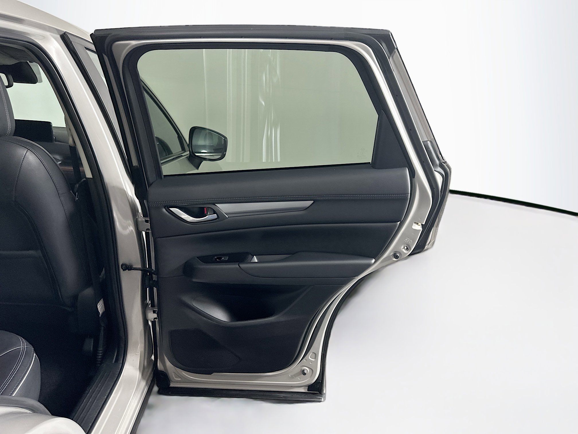 Used 2025 MAZDA CX-5 AWD 2.5 S w/ Preferred Package image 33