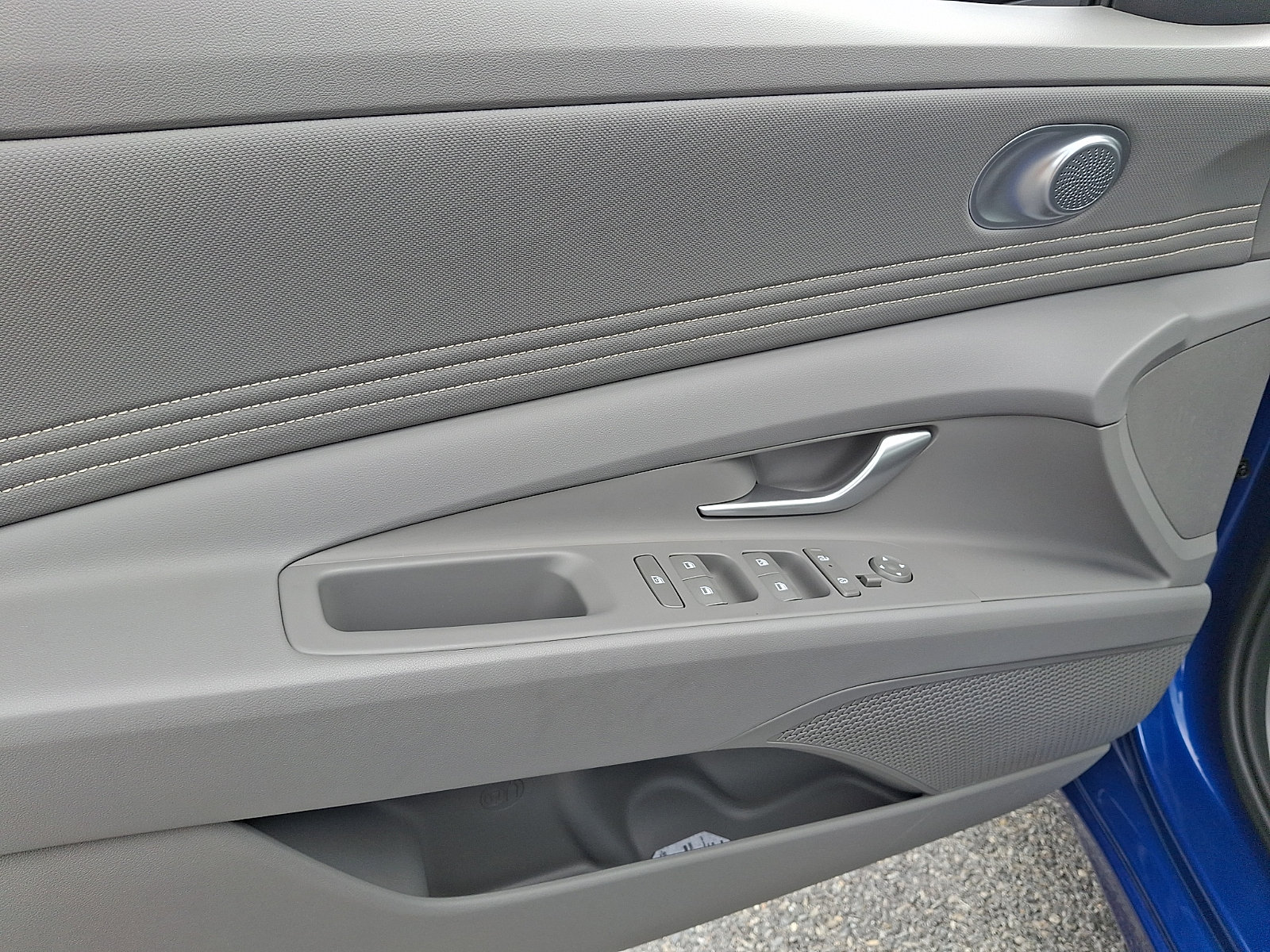 Used 2026 Hyundai Elantra Sport FWD image 12