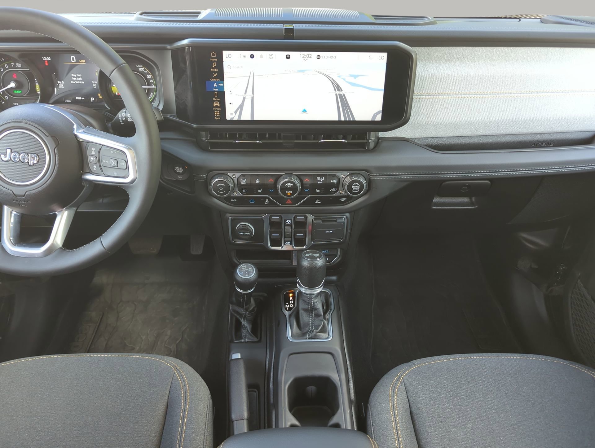 Used 2025 Jeep Wrangler Unlimited Sahara AWD/4WD image 50