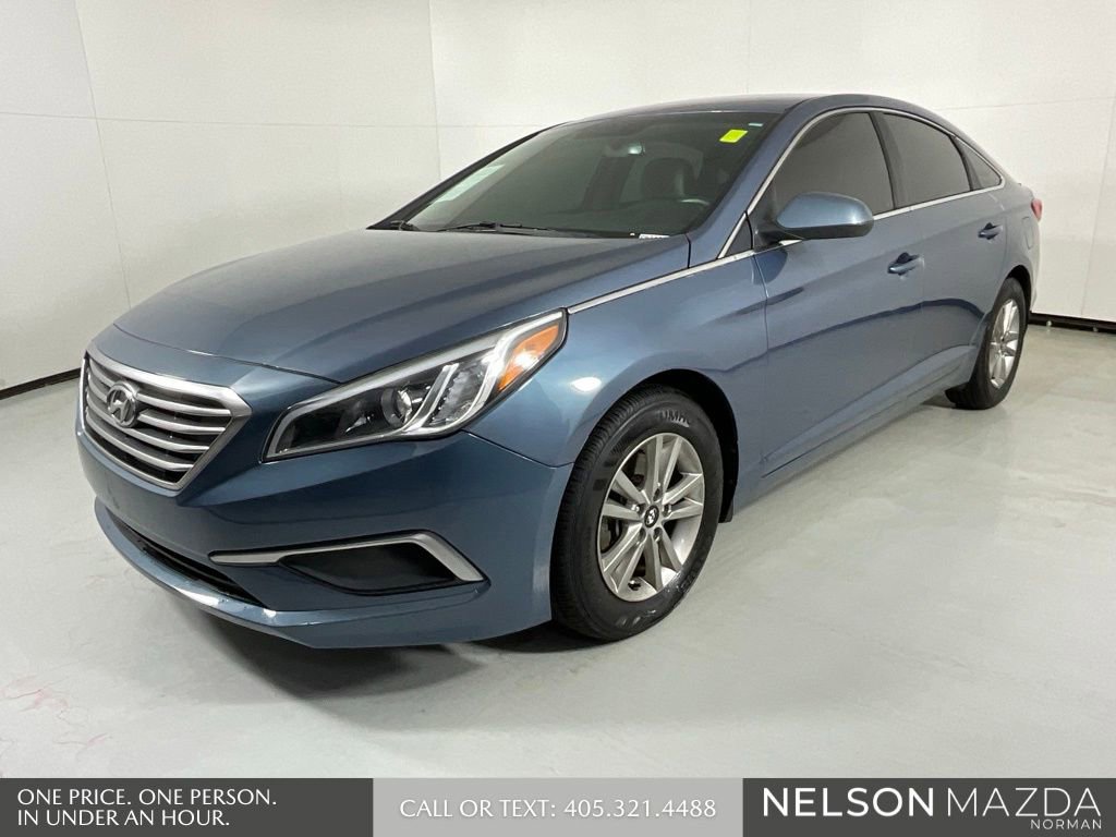 Used 2016 Hyundai Sonata SE image 4