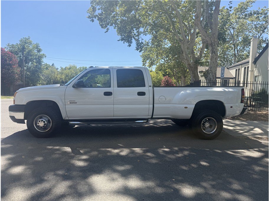Used 2005 Chevrolet Silverado 3500 4x4 Crew Cab image 4