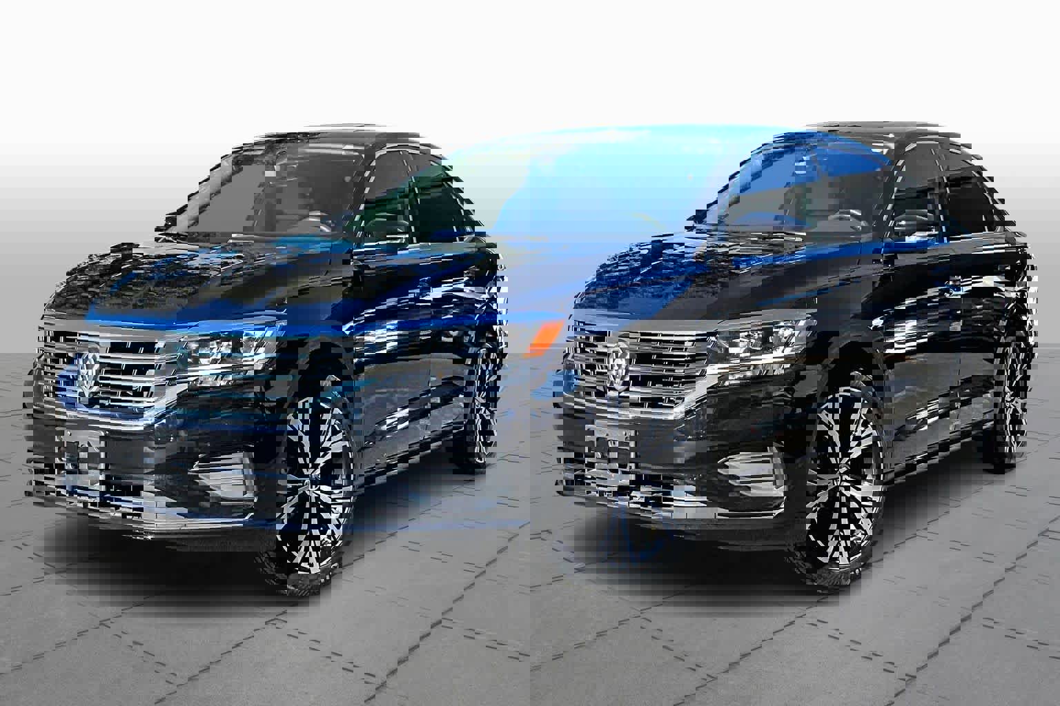 Used 2022 Volkswagen Passat 2.0T SE