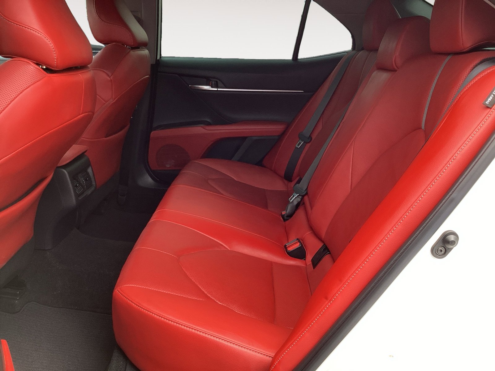 Used 2022 Toyota Camry XSE w/ Navigation Package image 27