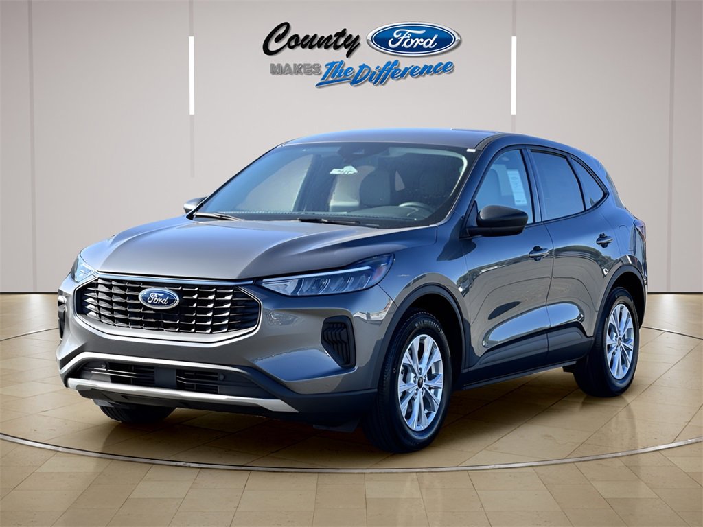 New 2026 Ford Escape Active image 2