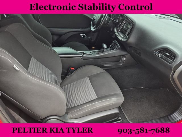 Used 2022 Dodge Challenger GT RWD image 11