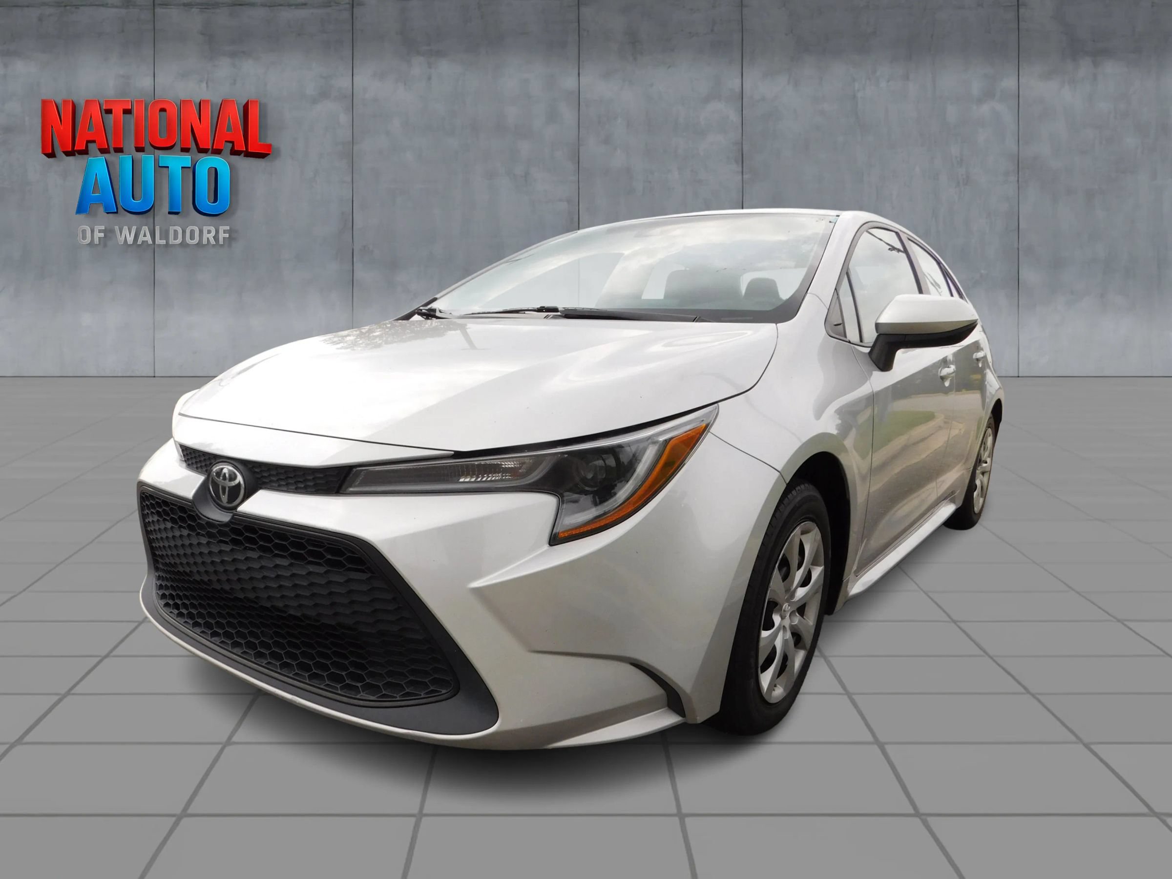 Used 2022 Toyota Corolla LE FWD image 4