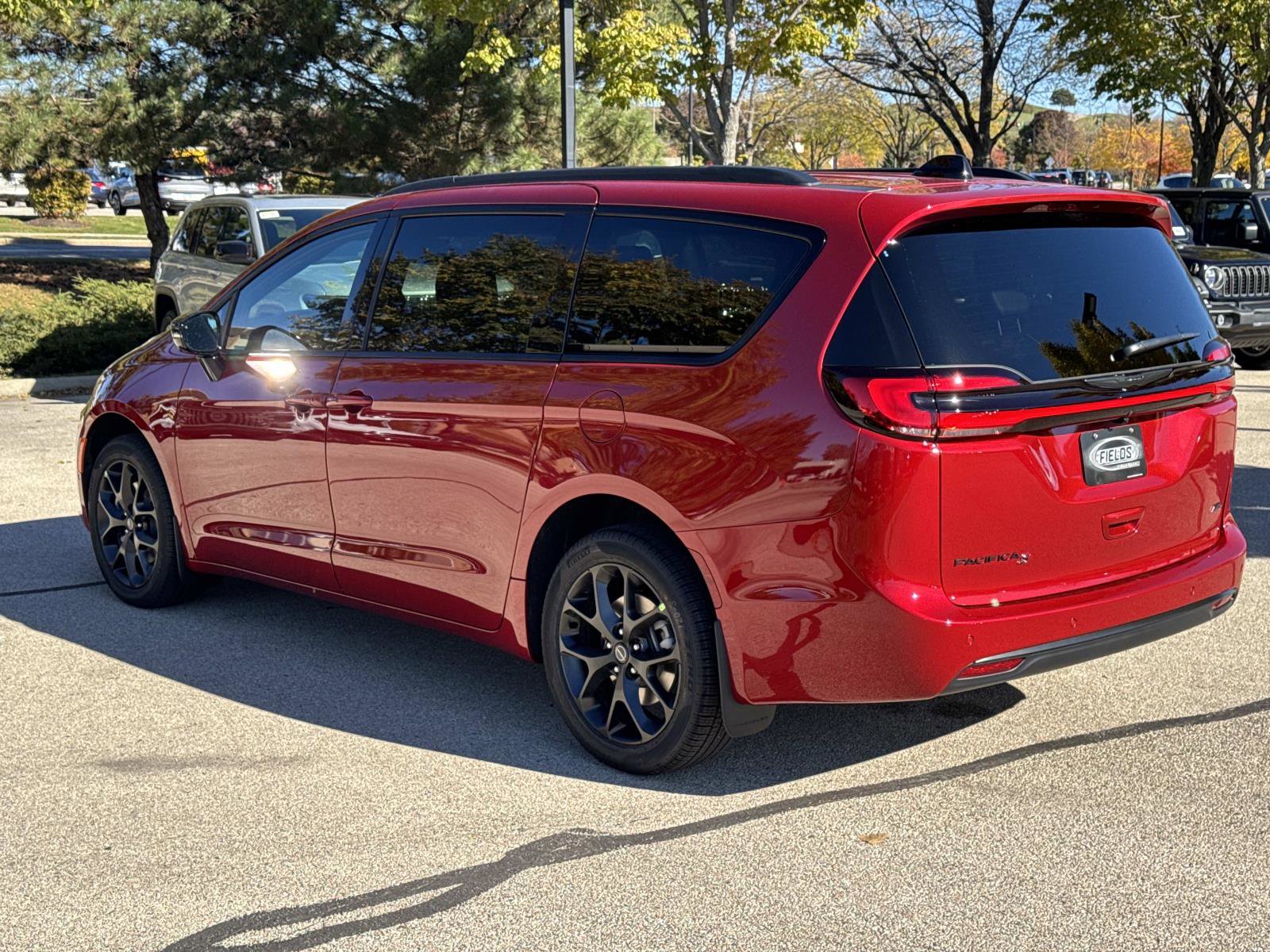New 2026 Chrysler Pacifica Select image 7