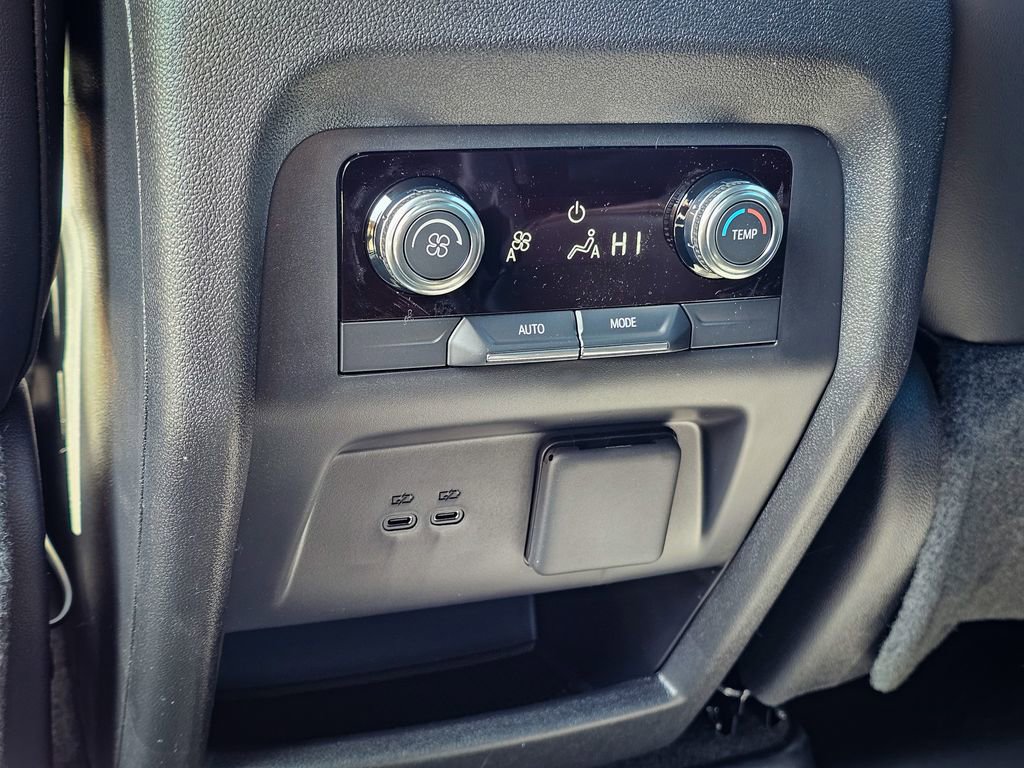 New 2026 GMC Acadia AT4 image 33