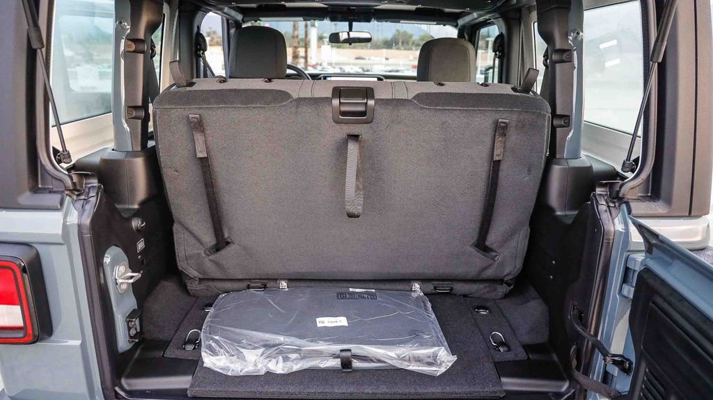 New 2026 Jeep Wrangler Sport image 27