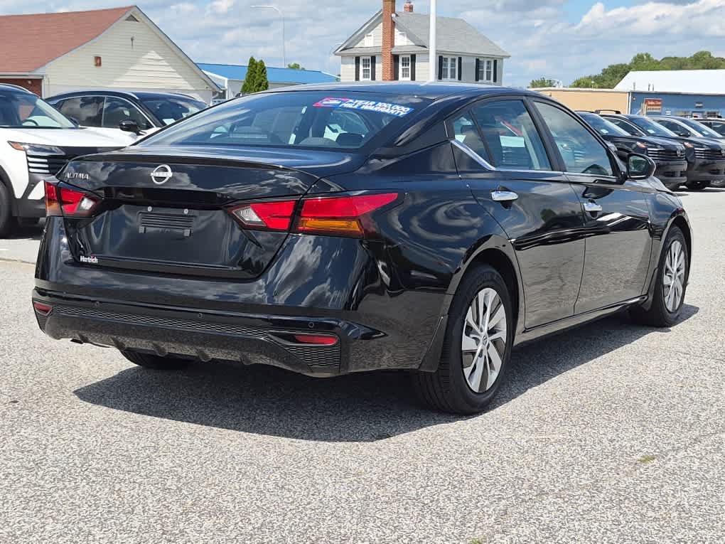 Used 2023 Nissan Altima 2.5 S FWD image 3