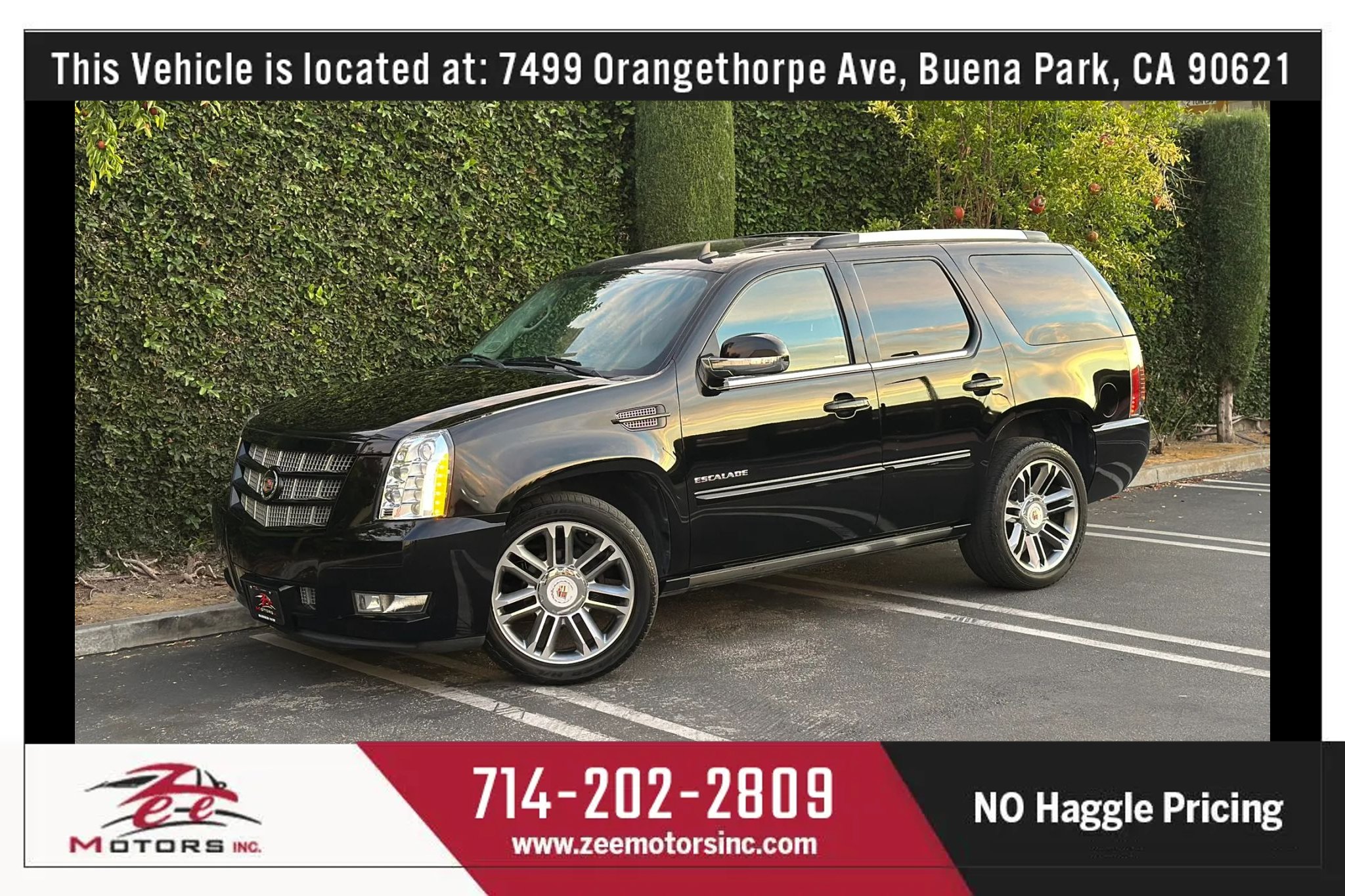 Used 2013 Cadillac Escalade Premium AWD/4WD image 13