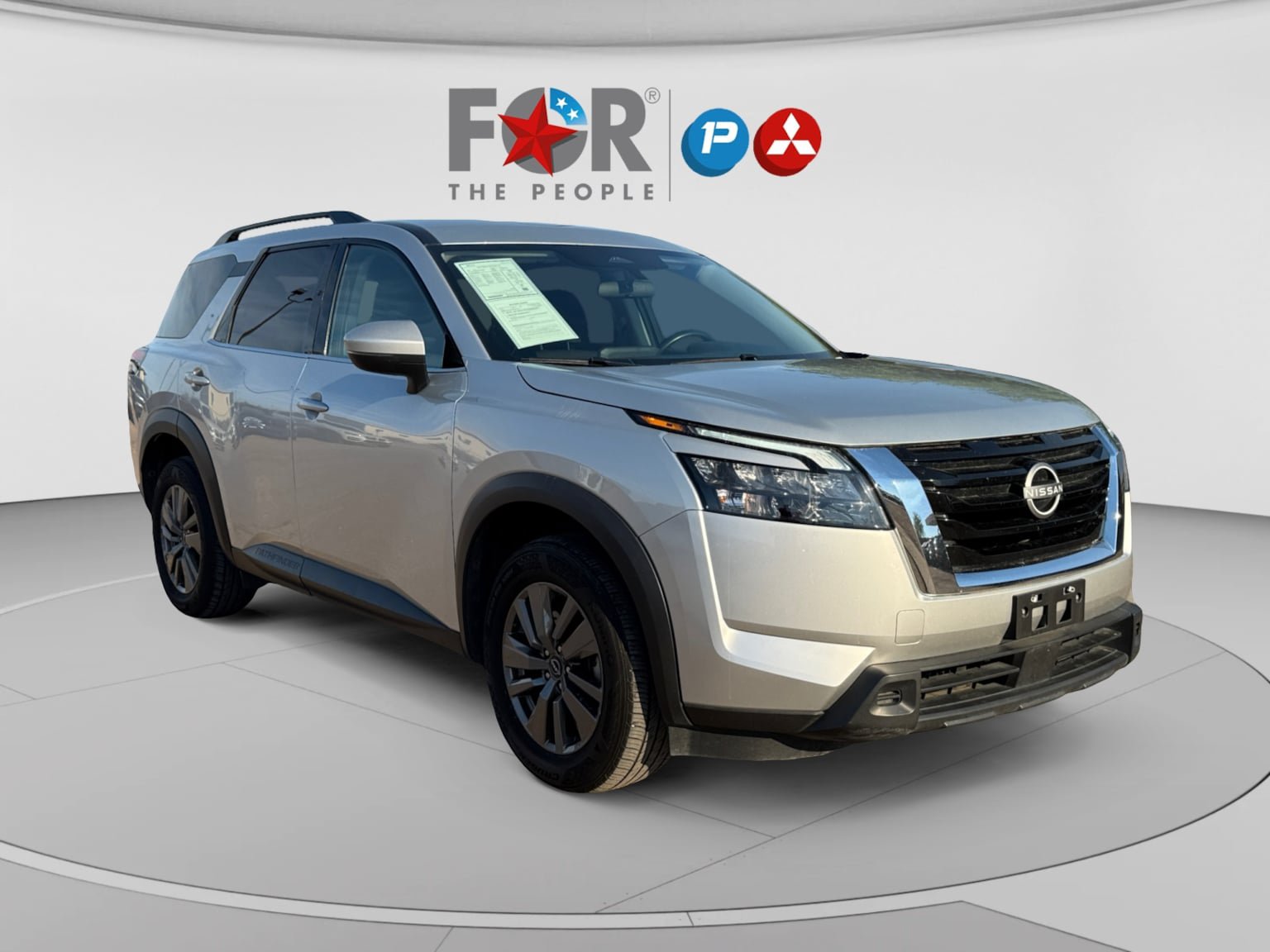 Used 2024 Nissan Pathfinder SV FWD image 7