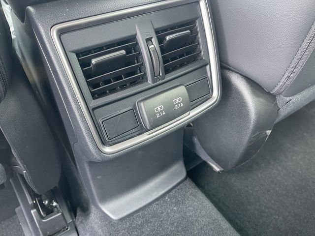 Used 2022 Subaru Forester Limited image 21