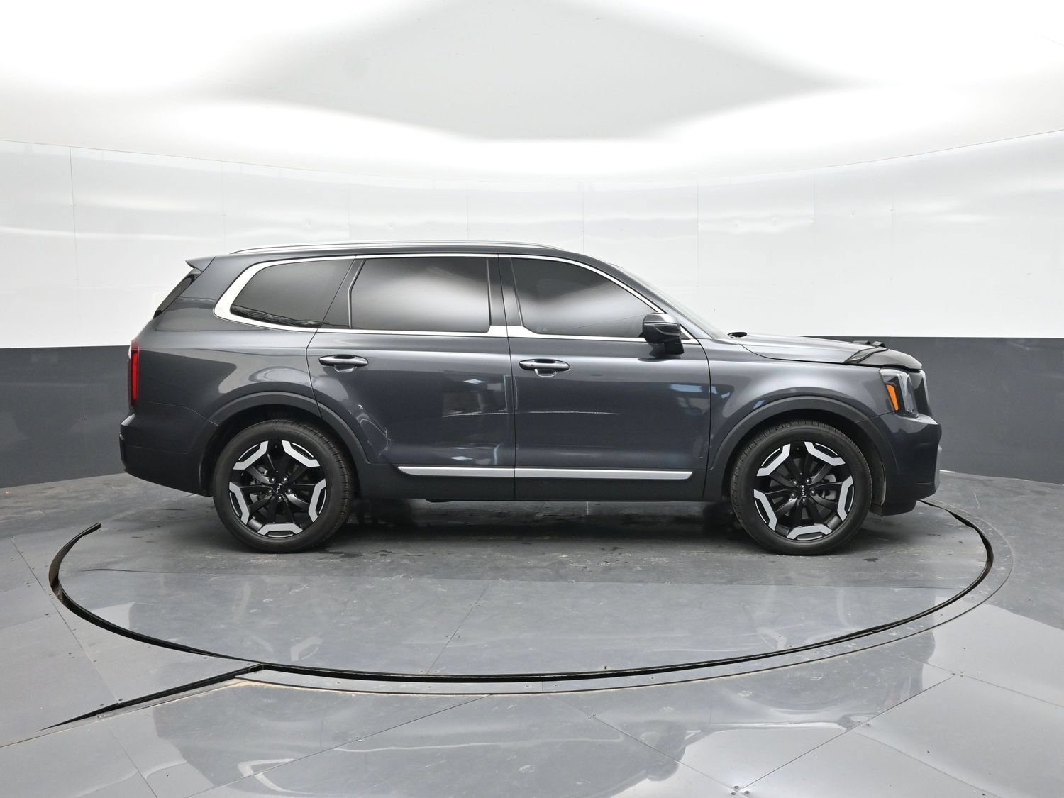Used 2024 Kia Telluride S w/ S Sunroof Package AWD/4WD image 18