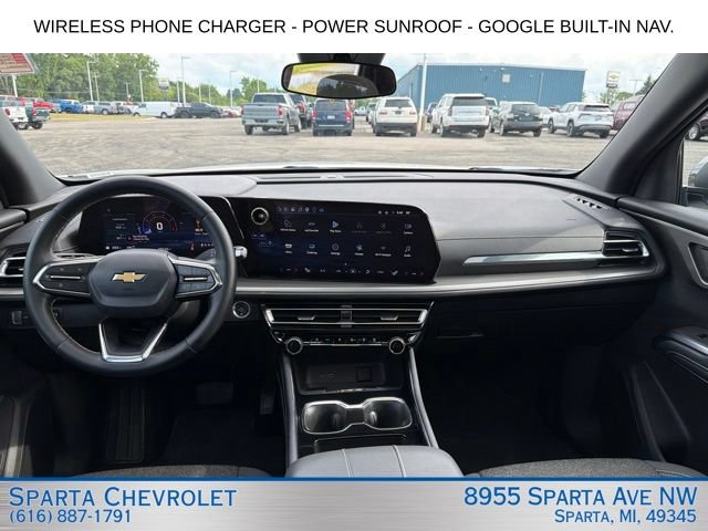 Used 2025 Chevrolet Traverse LT w/ Sun and Wheel Package AWD/4WD image 12