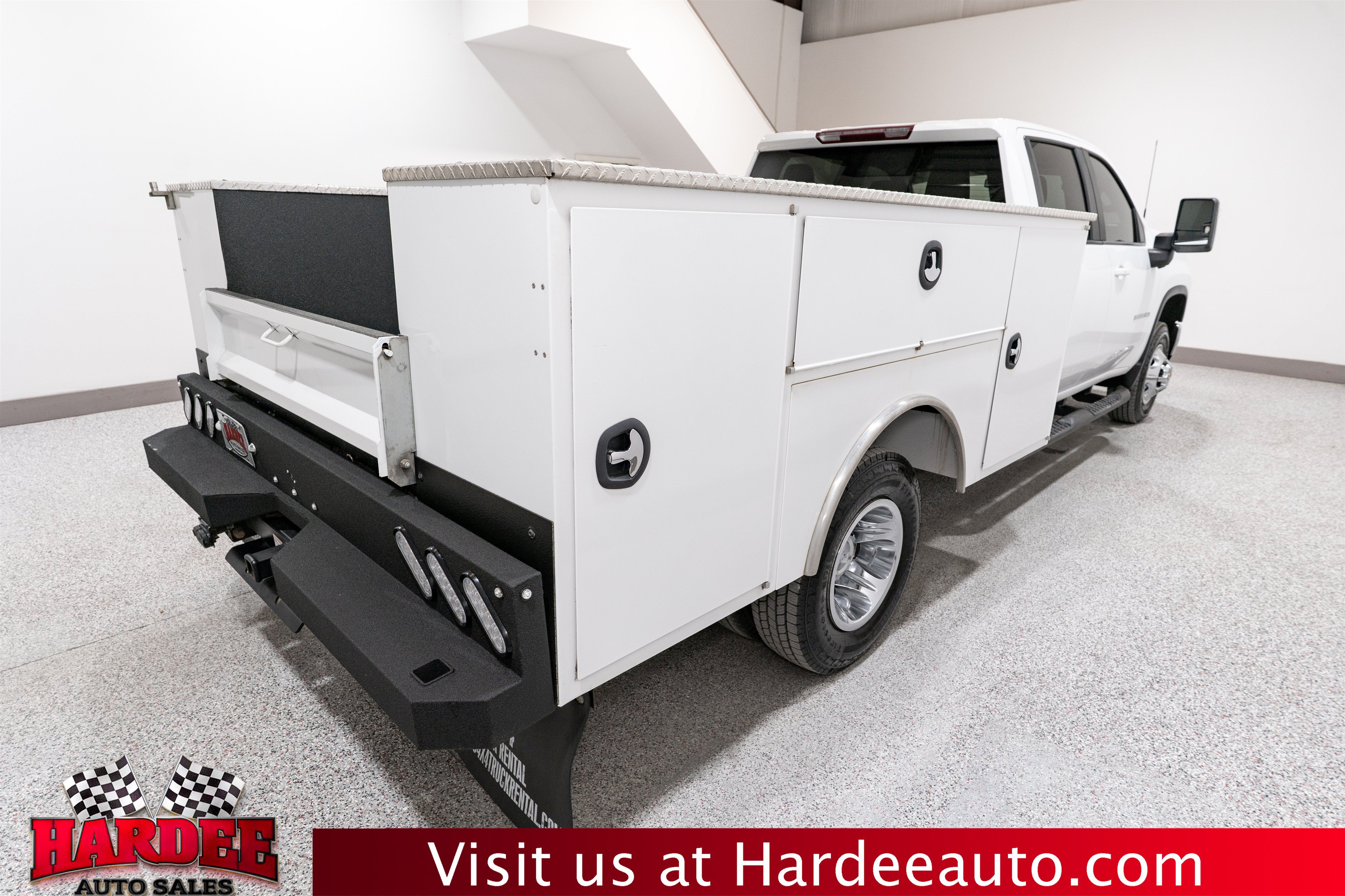 Used 2024 Chevrolet Silverado 3500 LT w/ Convenience Package AWD/4WD image 5