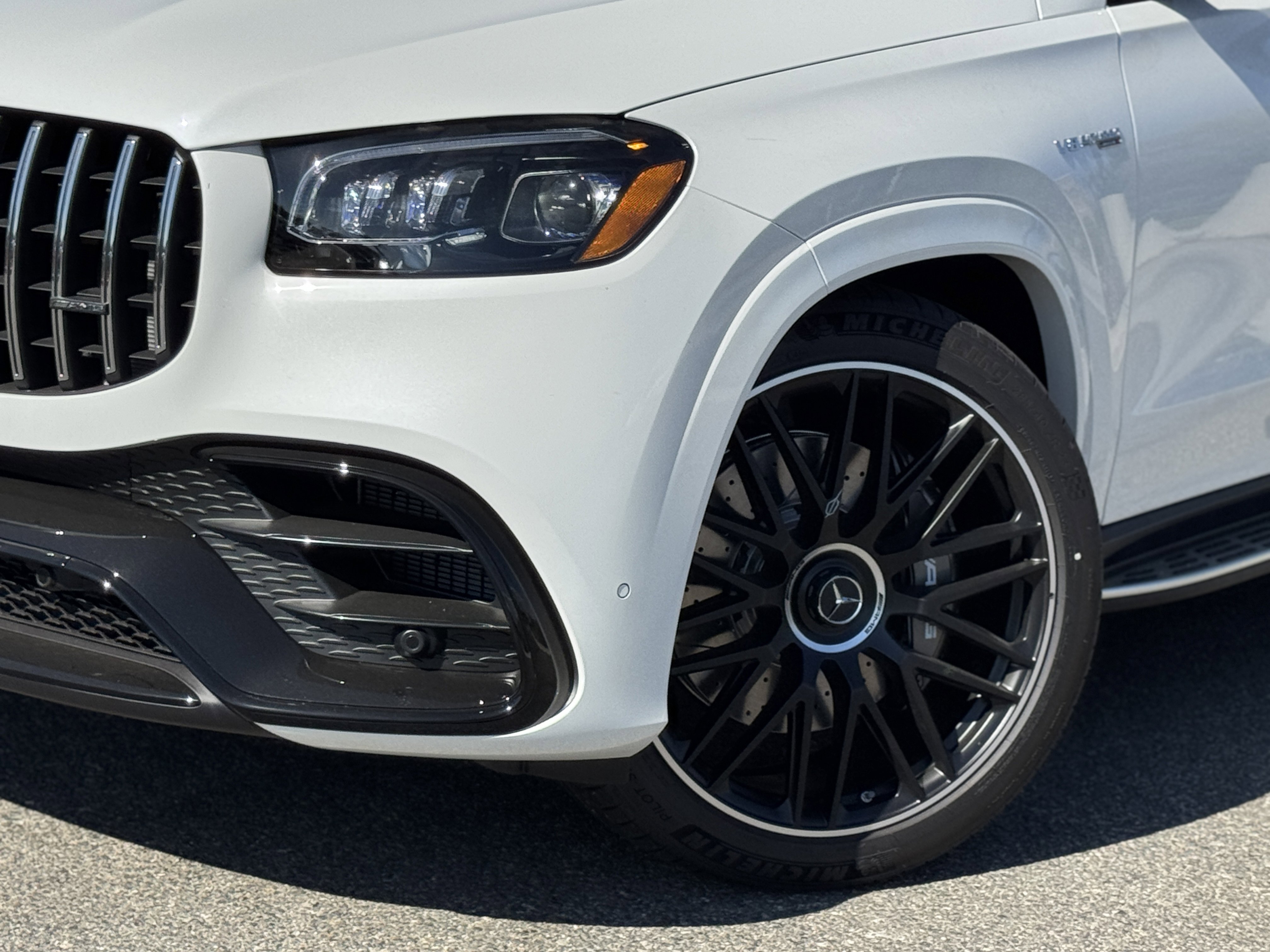 New 2026 Mercedes-Benz GLS 63 AMG 4MATIC image 4