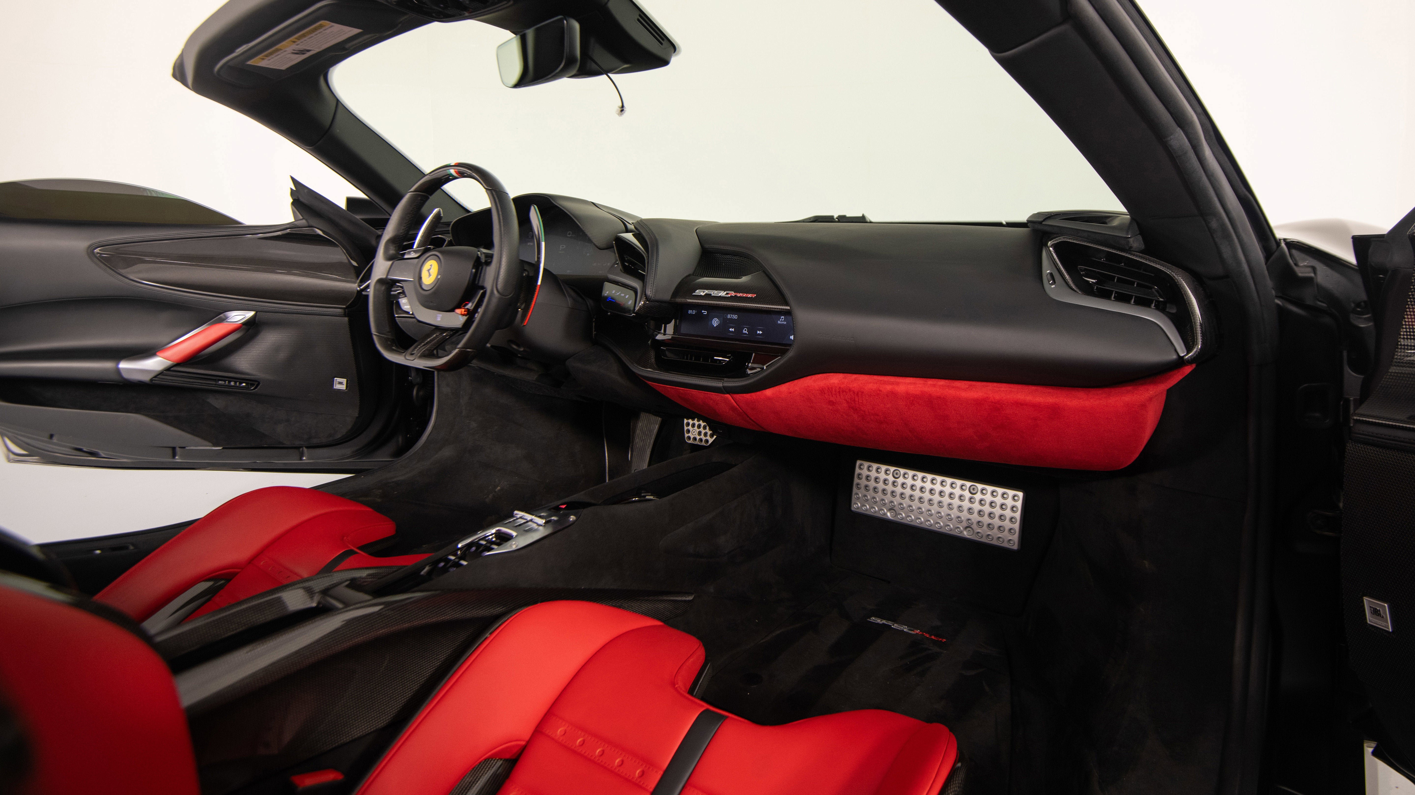 Certified 2024 Ferrari SF90 Spider AWD/4WD image 34
