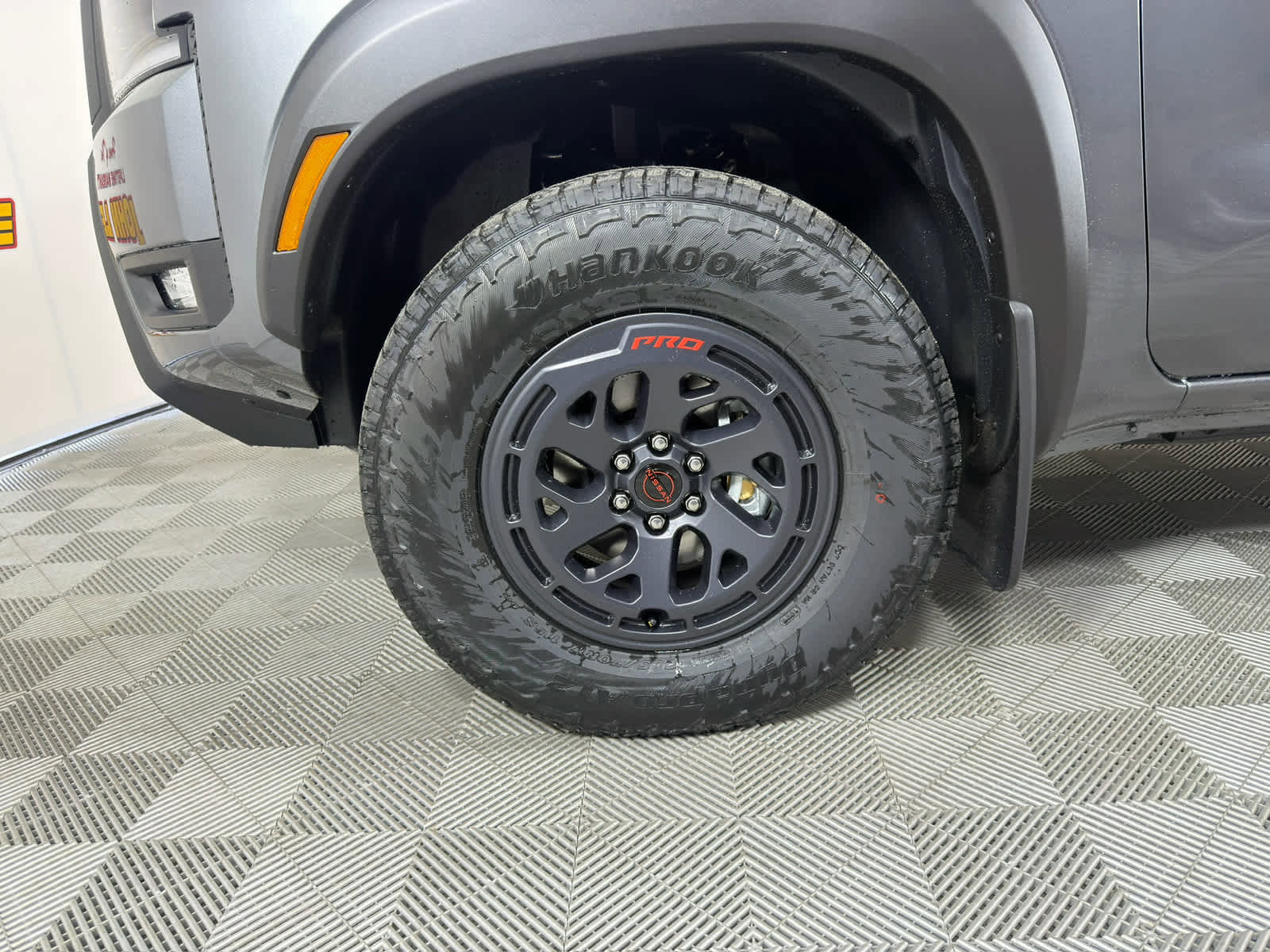 New 2026 Nissan Frontier PRO-4X w/ Tow Package AWD/4WD image 10