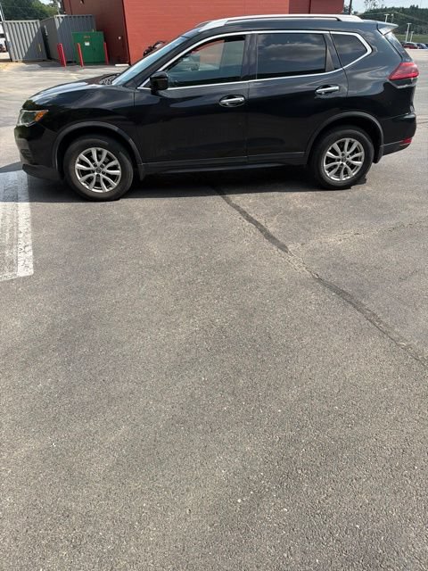 Used 2020 Nissan Rogue S w/ Special Edition Package AWD/4WD image 2