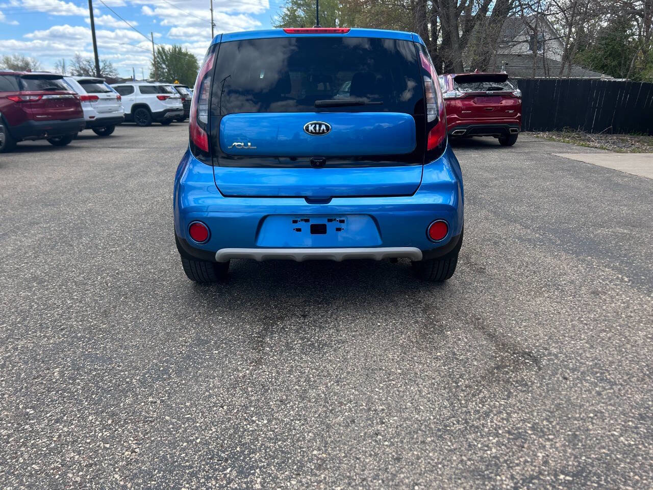 Used 2019 Kia Soul + FWD image 18