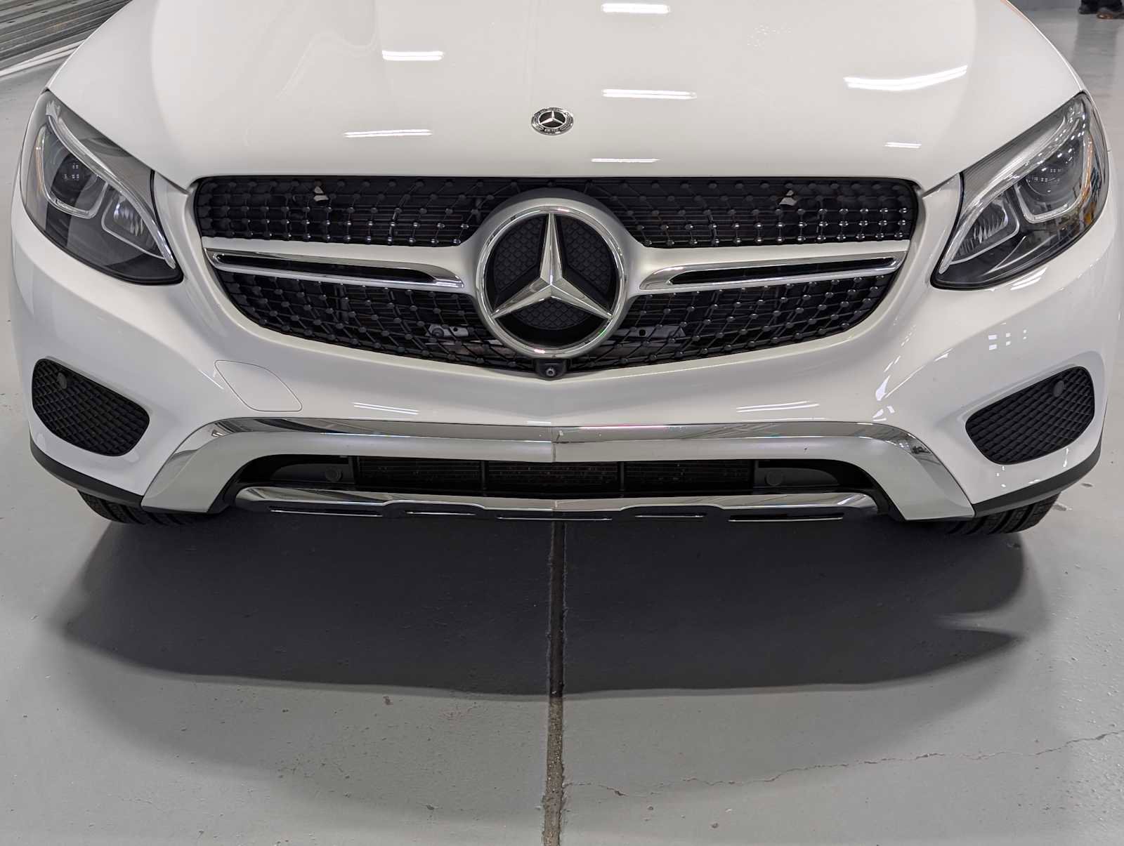 Certified 2019 Mercedes-Benz GLC 300 GLC 300 image 2