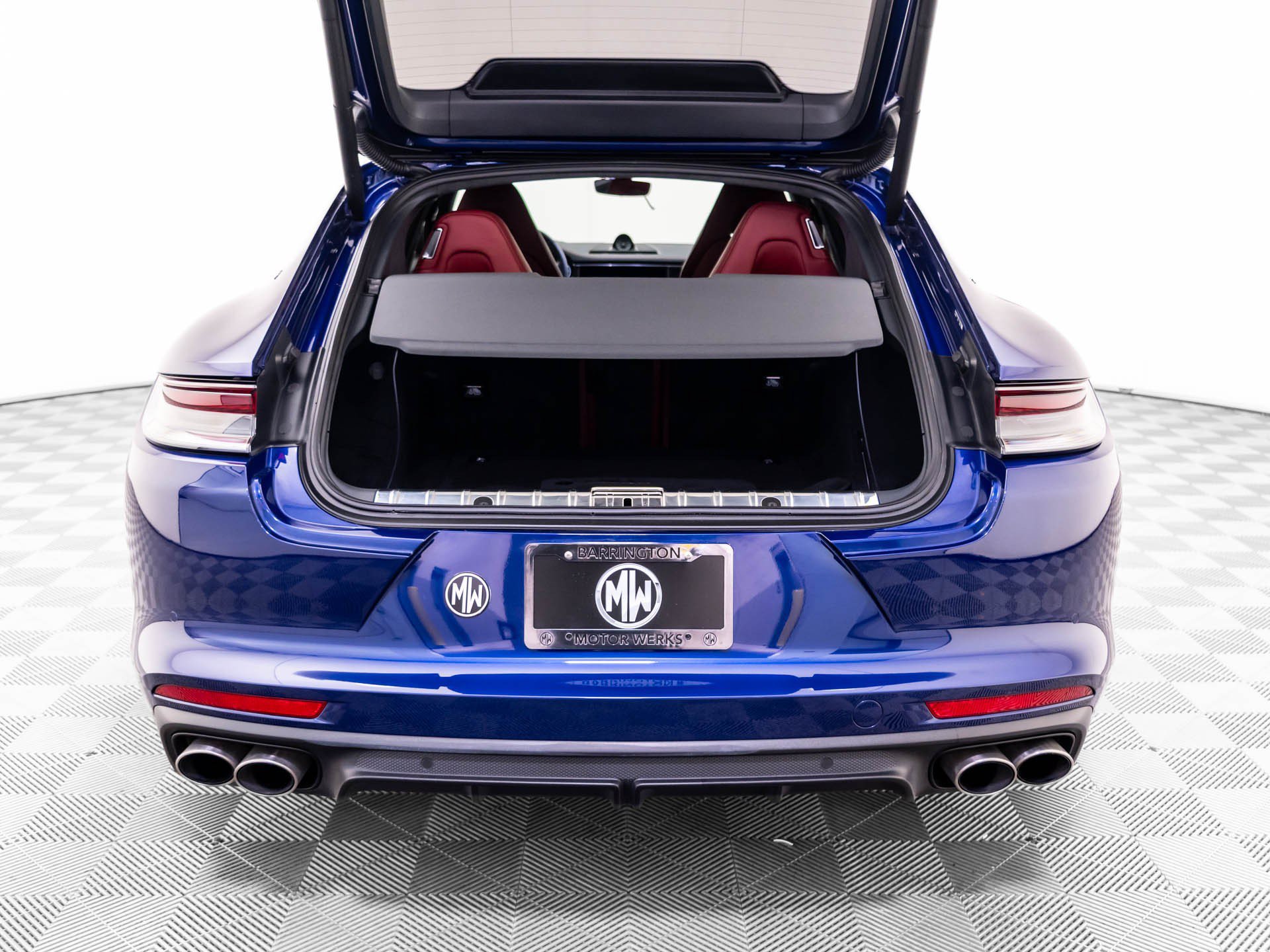 Used 2023 Porsche Panamera Turbo S Executive AWD/4WD image 32