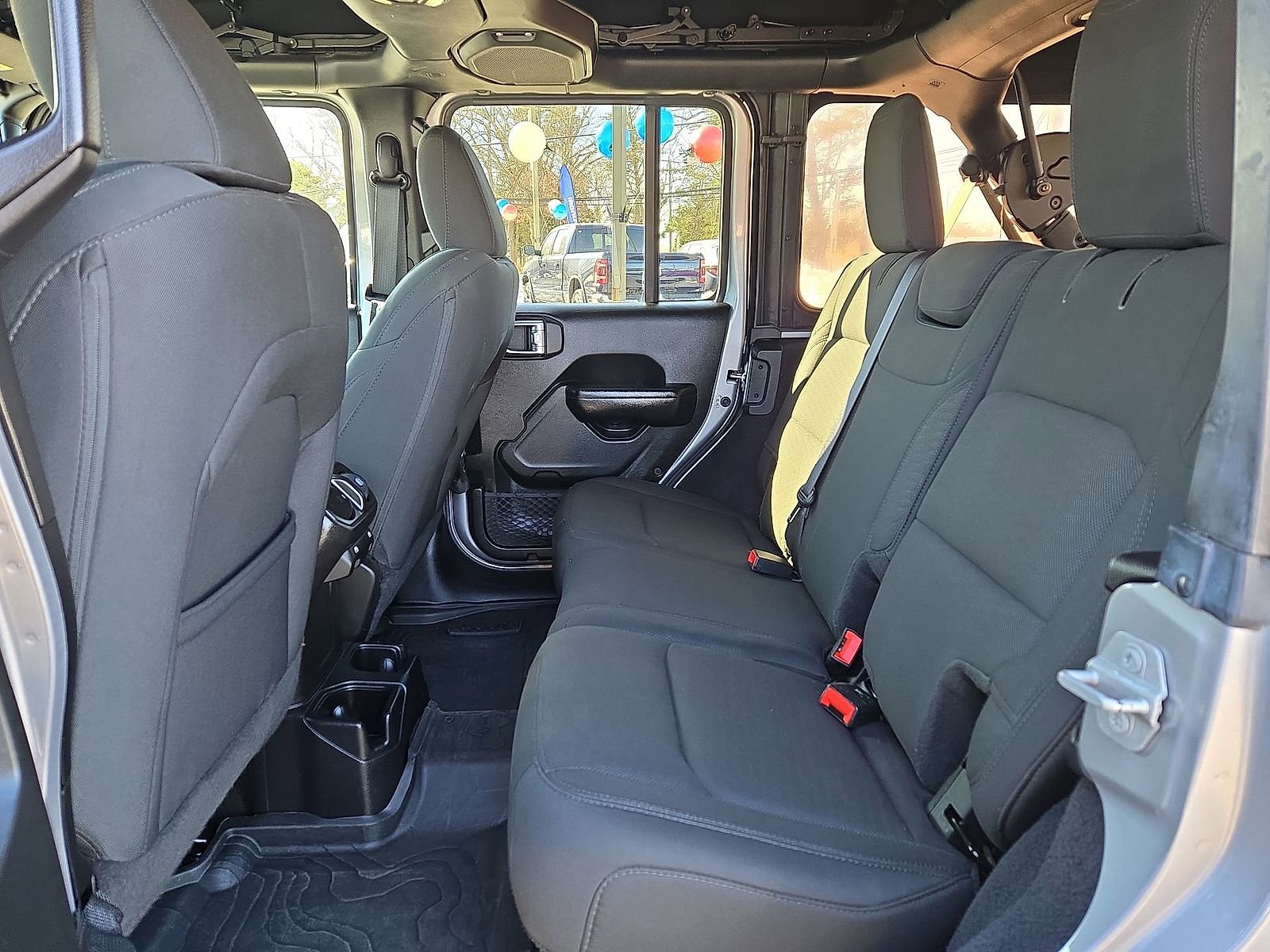 Used 2019 Jeep Wrangler Unlimited Sport S image 26
