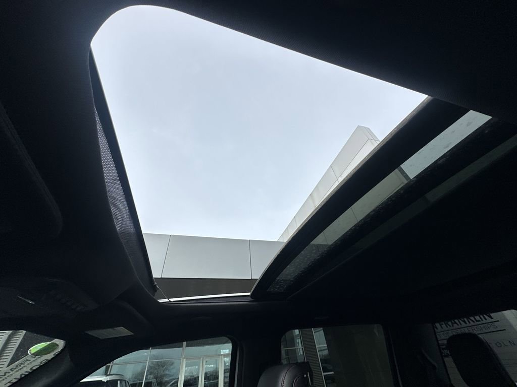 Used 2025 Ford F150 Raptor image 28