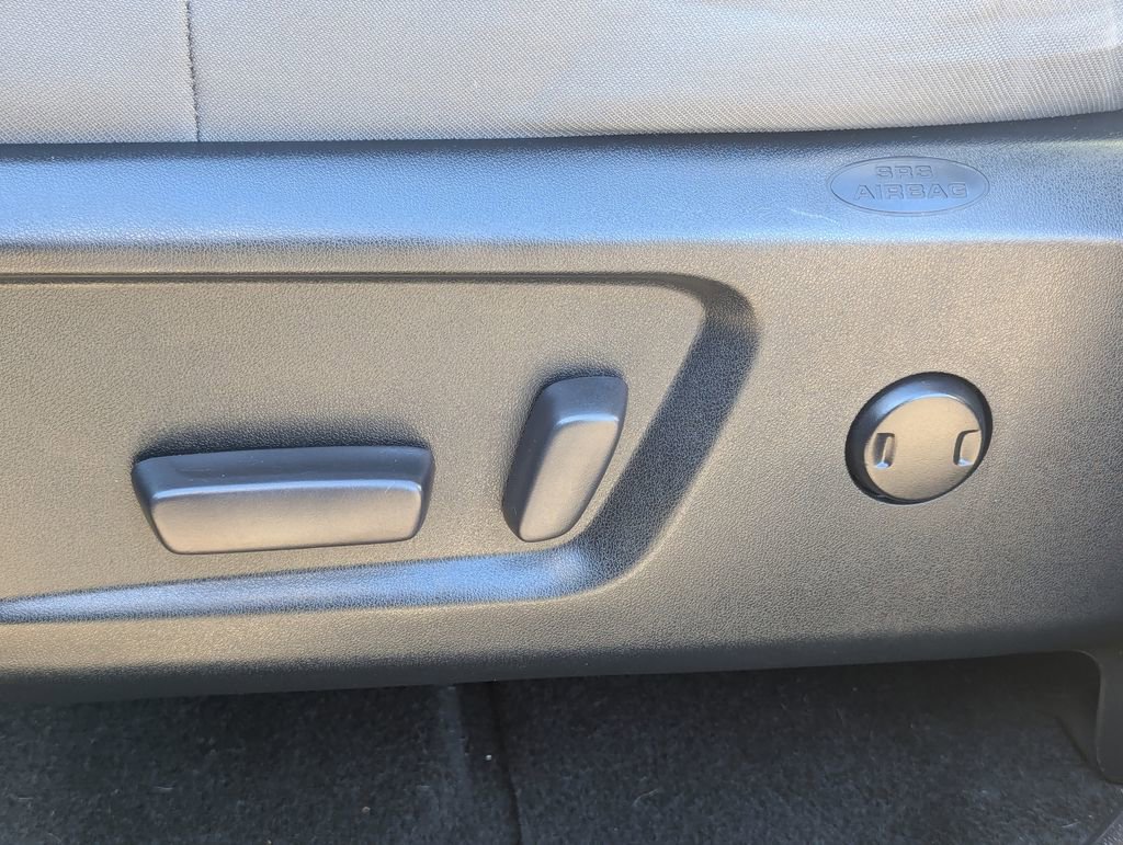 Used 2018 Toyota Tundra SR5 w/ TRD Off Road Package image 26