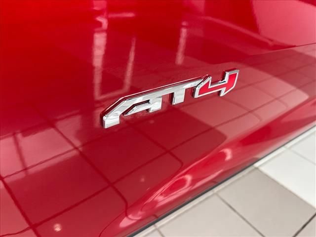 New 2026 GMC Acadia AT4 w/ Luxury Package AWD/4WD image 18