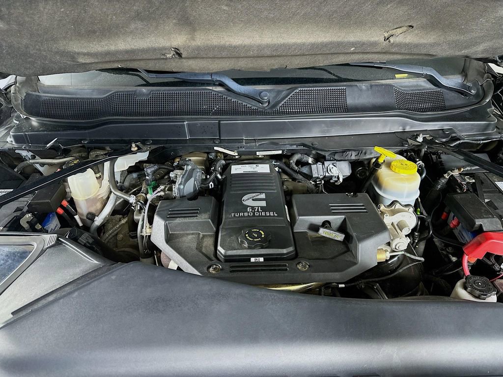 Used 2019 RAM 3500 Laramie image 33