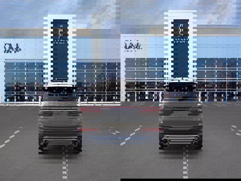 New 2025 Lincoln Corsair AWD w/ Equipment Group 101A image 5