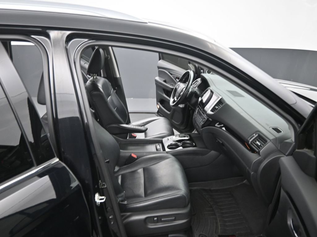 Used 2017 Honda Pilot Touring image 20