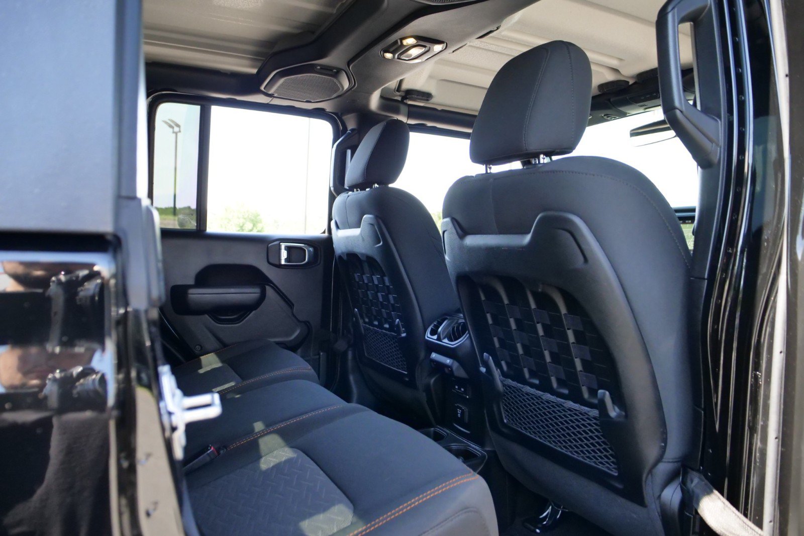 Used 2023 Jeep Gladiator Mojave w/ Cold Weather Group AWD/4WD image 45