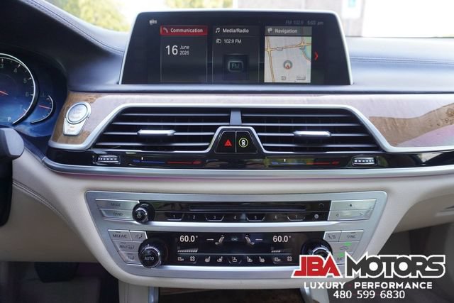 Used 2018 BMW 750i RWD image 24