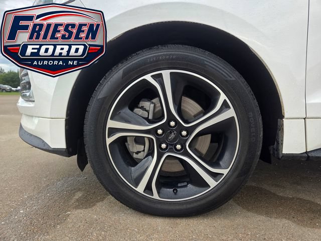 Used 2023 Ford Edge ST AWD/4WD image 8