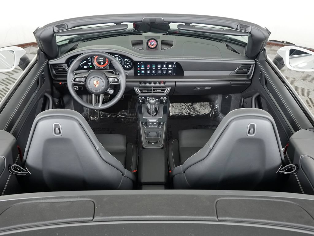 Certified 2022 Porsche 911 Carrera GTS RWD image 25