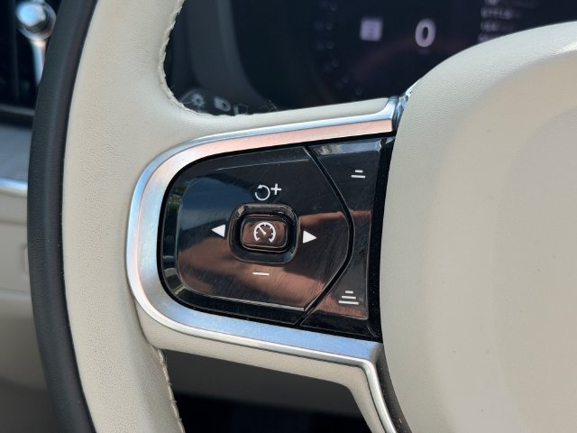 Certified 2024 Volvo XC60 B5 Plus w/ Protection Package AWD/4WD image 30