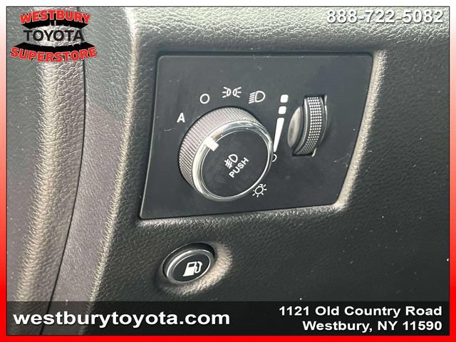 Used 2021 Jeep Grand Cherokee Limited AWD/4WD image 24